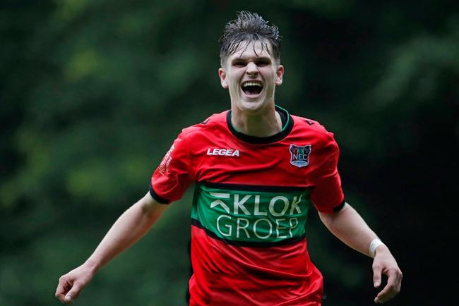 防一体的战 防一体的战